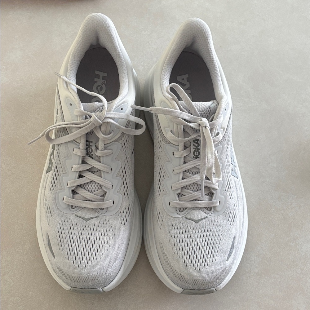 HOKA Bondi 9 Running Shoes - Picture 2 of 7